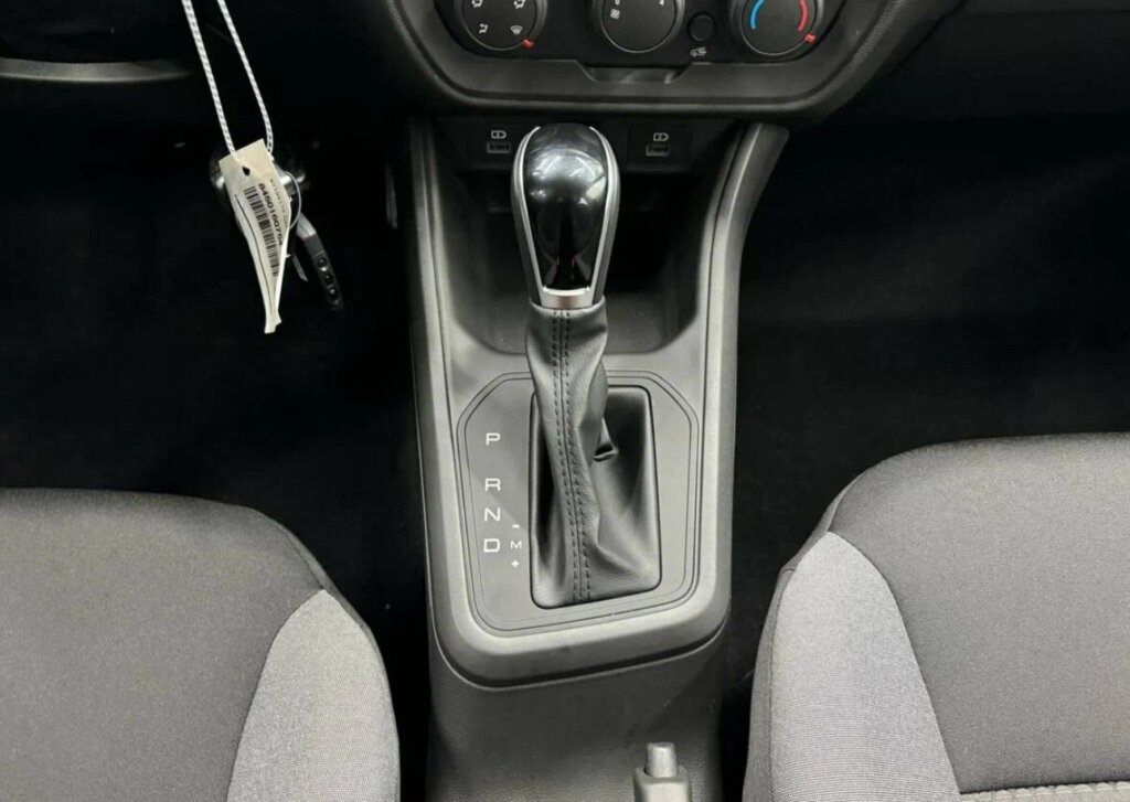 Первые полторы тысячи километров на новом седане Lada Iskra: отзыв владельца