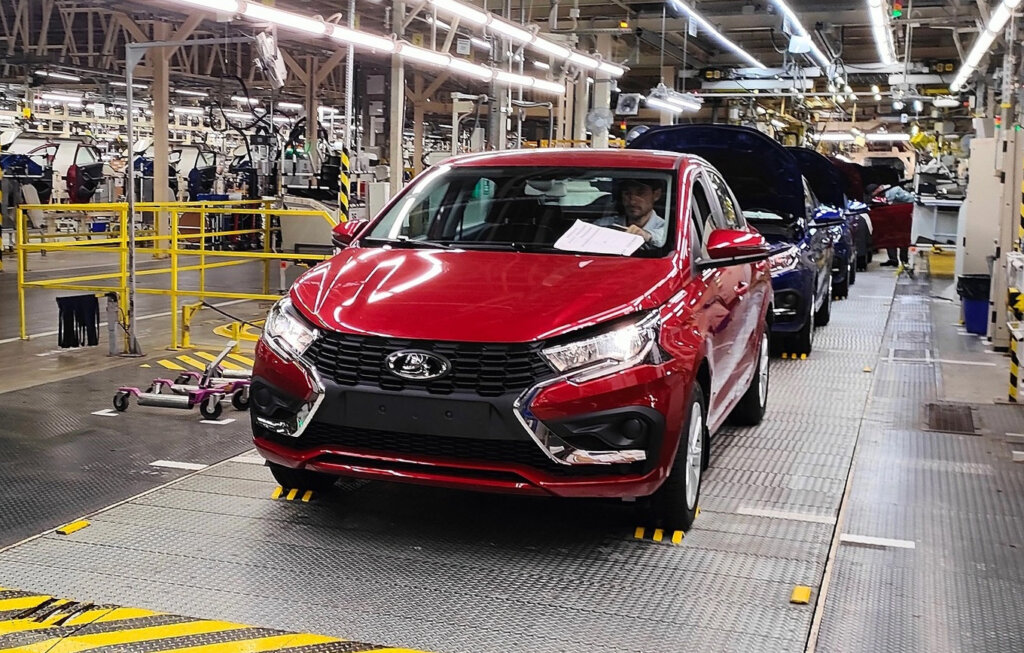 «Renault мешал нам развиваться»: неожиданное откровение представителя АвтоВАЗа