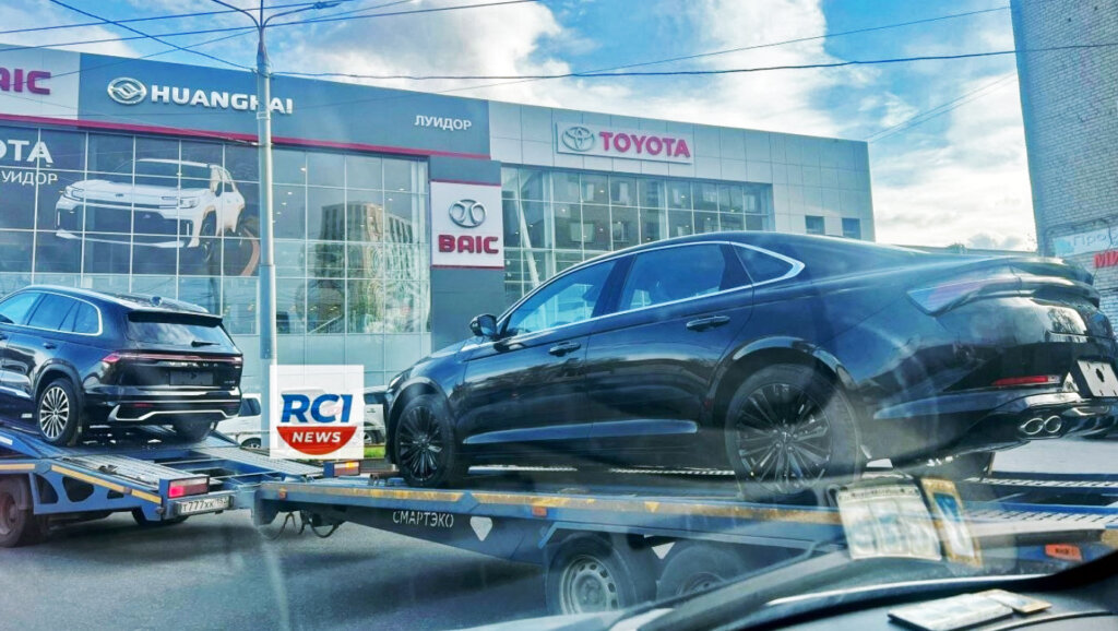 К дилерам начали поступать автовозы с новыми «Волгами»
