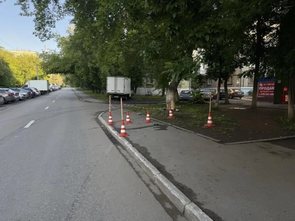 В Магнитогорске пьяный водитель сбил троих пешеходов и скрылся