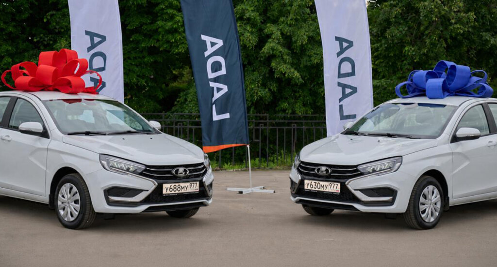 АвтоВАЗ запустил подписку на автомобили Lada: что входит в стоимость и какие особенности у данной услуги