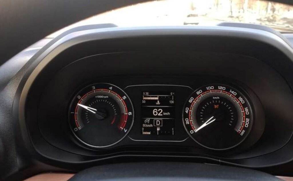 Lada Iskra после первых 8000 км: список обнаруженных поломок и спорных моментов