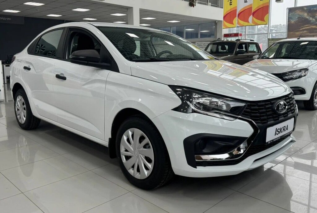 Новая LADA Iskra за 1,5 миллиона: ощущения от первой тысячи километров