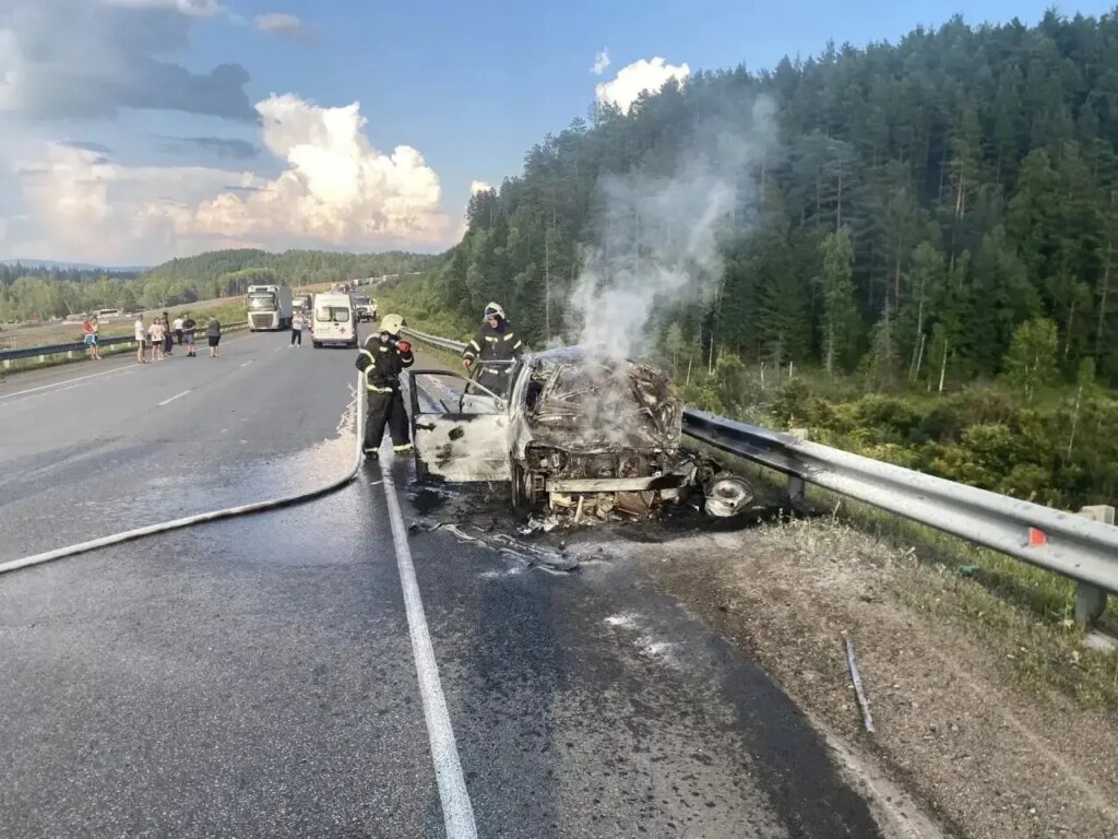 Крупное ДТП произошло на трассе в Красноярском крае