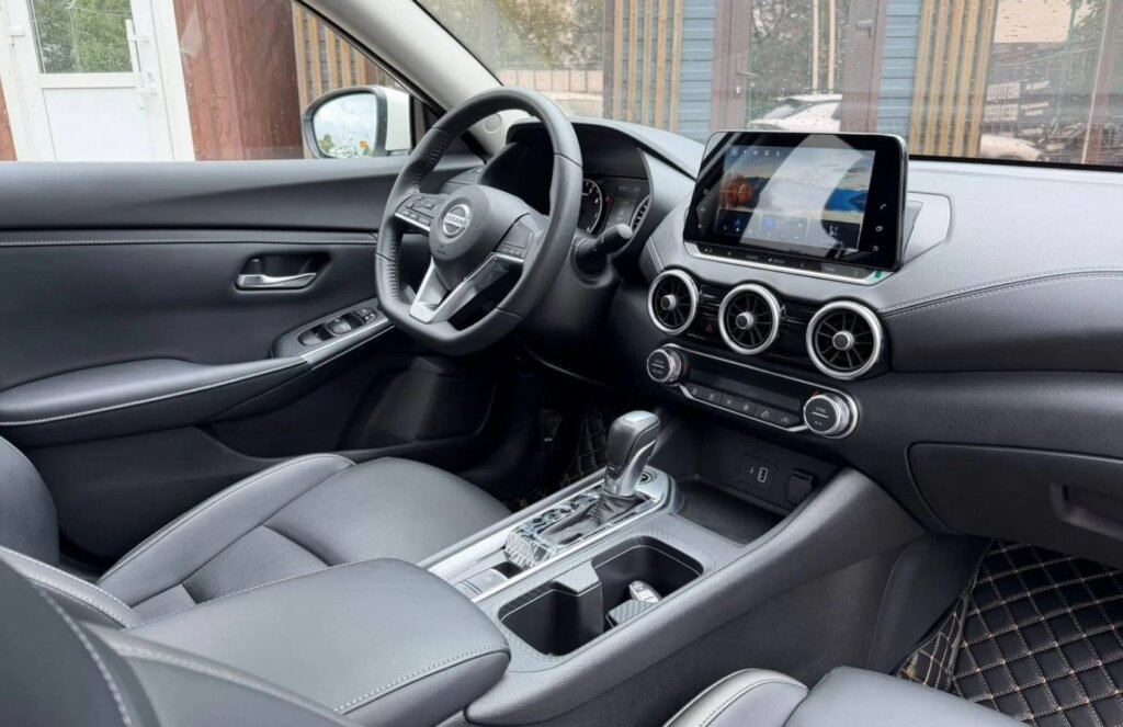 Nissan Sylphy: недорогой седан из Китая на российском рынке