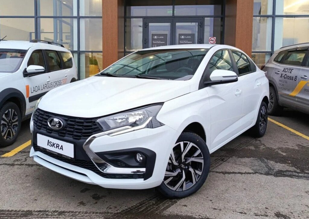 Lada Iskra: первые проблемы эксплуатации и неожиданные сюрпризы, с которыми сталкиваются владельцы