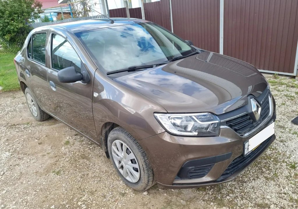 «Продал старый Логан и пожалел»: честный отзыв владельца автомобиля «Лада Искра» спустя полгода эксплуатации