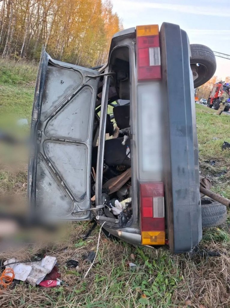 «Возвращались домой после учебы»: четверо студентов погибли в ДТП на трассе в Чувашии