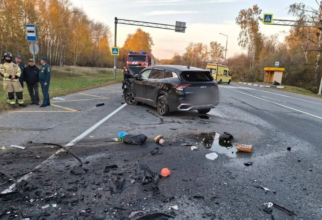 «Возвращались домой после учебы»: четверо студентов погибли в ДТП на трассе в Чувашии